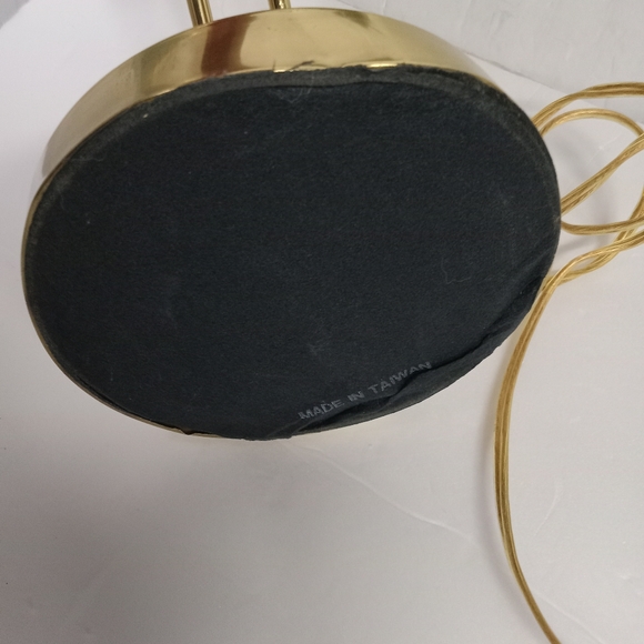 Vintage Brass Desktop Lamp, Piano lamp Adjustable Arm, Electric - Picture 7 of 14